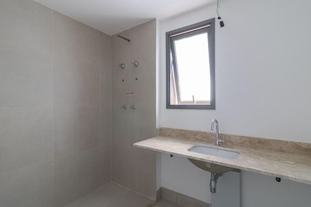 Apartamento à venda com 74m², 1 quarto e sem vaga Apartamento à venda com 74m², 1 quarto e sem vagaBanheiro da Suíte