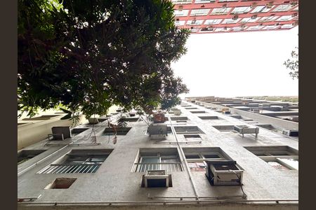 Apartamento à venda com 70m², 2 quartos e 1 vagaFachada
