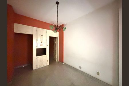 Apartamento à venda com 70m², 2 quartos e 1 vagaSala