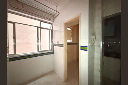 Apartamento à venda com 70m², 2 quartos e 1 vagaÁrea de serviço