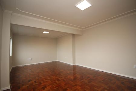 Sala de apartamento à venda com 3 quartos, 135m² em Santana, Porto Alegre