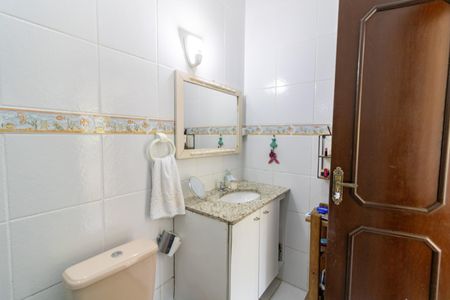 Casa à venda com 140m², 2 quartos e 3 vagasBanheiro da Suíte 1