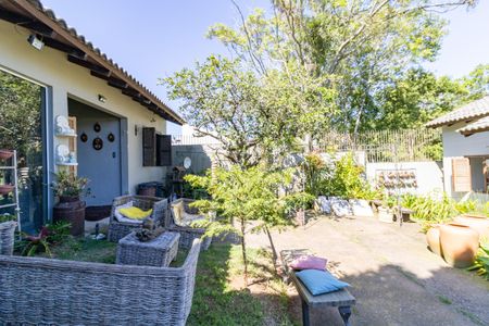 Casa à venda com 140m², 2 quartos e 3 vagasQuintal