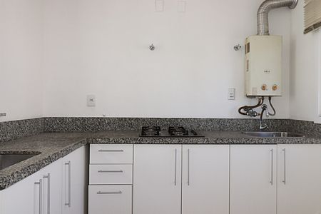 Apartamento à venda com 69m², 2 quartos e 2 vagasCozinha