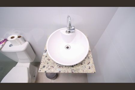 Banheiro Social de kitnet/studio para alugar com 1 quarto, 28m² em Vila Formosa, São Paulo