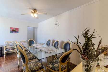 Apartamento à venda com 82m², 2 quartos e 1 vagaSala