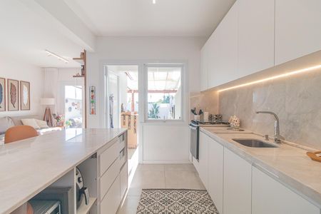 Casa à venda com 230m², 3 quartos e 2 vagasCozinha