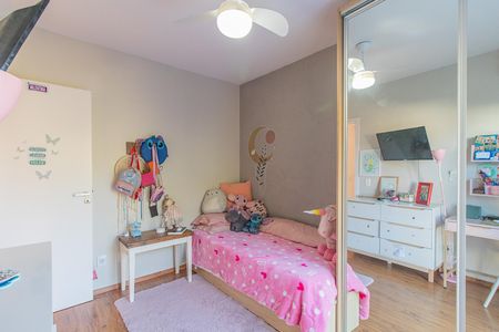 Casa à venda com 230m², 3 quartos e 2 vagasQuarto 2