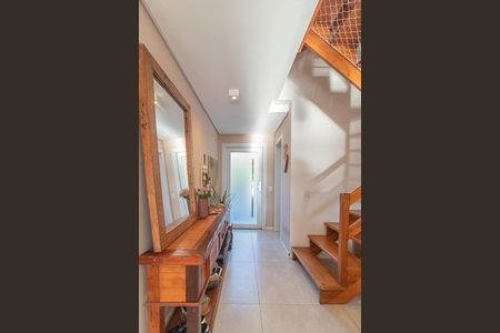 Sala de casa para alugar com 3 quartos, 230m² em Espírito Santo, Porto Alegre