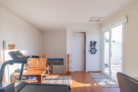 Casa à venda com 230m², 3 quartos e 2 vagasSala 2