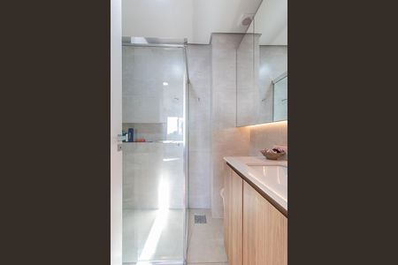 Casa à venda com 230m², 3 quartos e 2 vagasBanheiro da Suíte