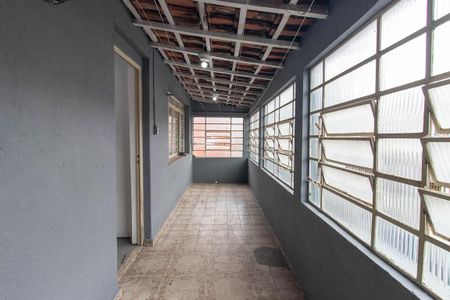 Casa para alugar com 150m², 4 quartos e 2 vagas Casa para alugar com 150m², 4 quartos e 2 vagasVaranda