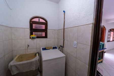 Casa para alugar com 300m², 3 quartos e 5 vagasÁrea de Serviço - Edícula