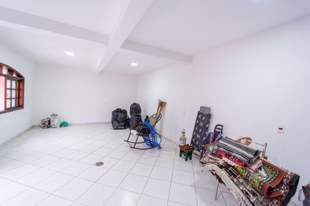 Casa para alugar com 300m², 3 quartos e 5 vagasÁrea de Serviço - Edícula