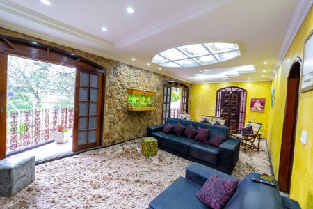 Sala de casa para alugar com 3 quartos, 300m² em Parque Paineiras, São Paulo