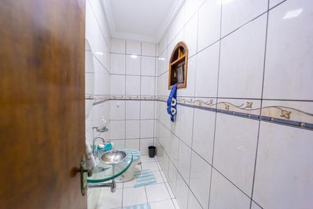 Casa para alugar com 300m², 3 quartos e 5 vagasLavabo