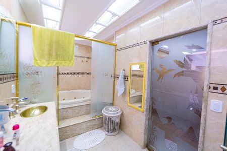 Casa para alugar com 300m², 3 quartos e 5 vagasBanheiro da Suíte 2