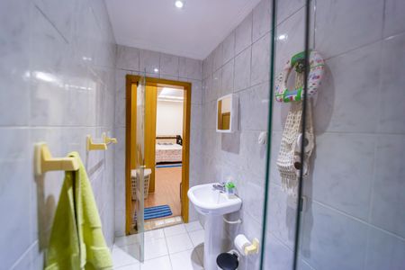 Casa para alugar com 300m², 3 quartos e 5 vagasBanheiro da Suíte 1