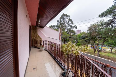 Casa para alugar com 300m², 3 quartos e 5 vagasVaranda