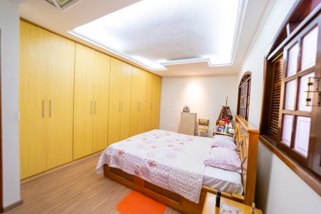 Casa para alugar com 300m², 3 quartos e 5 vagasSuíte 2