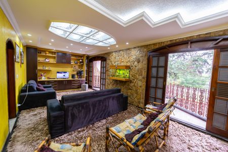 Sala de casa para alugar com 3 quartos, 300m² em Parque Paineiras, São Paulo