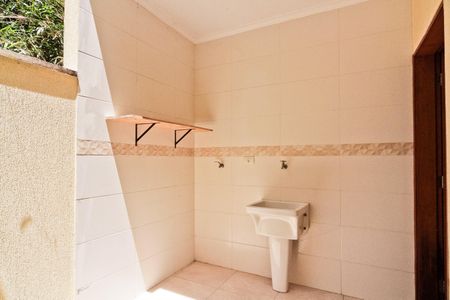 Casa de condomínio para alugar com 90m², 2 quartos e sem vaga Casa de condomínio para alugar com 90m², 2 quartos e sem vagaÁrea de Serviço