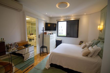 Apartamento à venda com 172m², 3 quartos e 2 vagasSuíte 3