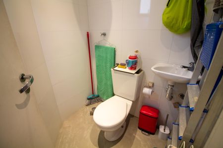 Apartamento à venda com 172m², 3 quartos e 2 vagasBanheiro de Serviço