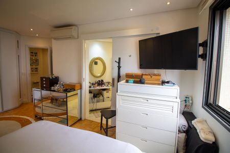 Apartamento à venda com 172m², 3 quartos e 2 vagasSuíte 3