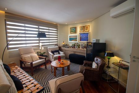 Apartamento à venda com 172m², 3 quartos e 2 vagasSala 2