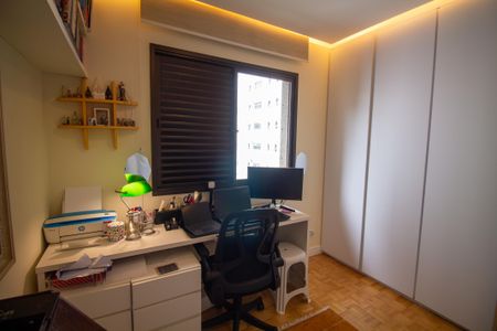 Apartamento à venda com 172m², 3 quartos e 2 vagasSuíte 1