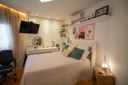 Apartamento à venda com 172m², 3 quartos e 2 vagasSuíte 2