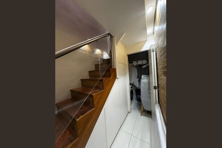 Apartamento à venda com 100m², 2 quartos e 1 vagaCorredor