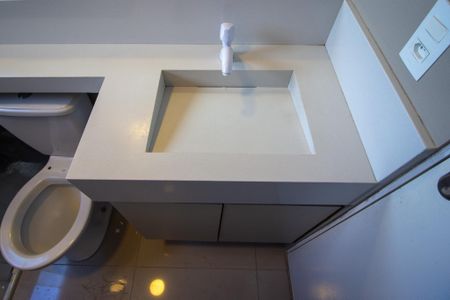 Apartamento para alugar com 50m², 2 quartos e 1 vaga Apartamento para alugar com 50m², 2 quartos e 1 vagaBanheiro