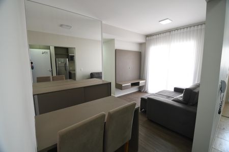 Apartamento para alugar com 65m², 2 quartos e 2 vagasSala