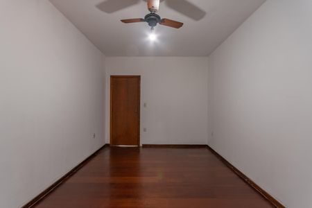 Casa para alugar com 200m², 3 quartos e 2 vagasQuarto 1