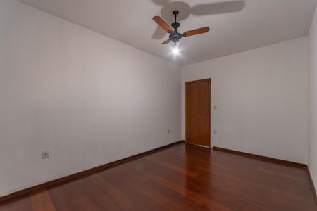 Casa para alugar com 200m², 3 quartos e 2 vagasQuarto 1