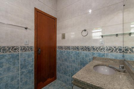 Casa para alugar com 200m², 3 quartos e 2 vagasBanheiro Suíte