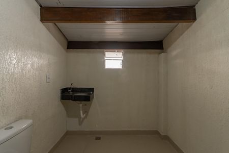 Casa para alugar com 200m², 3 quartos e 2 vagasBanheiro Social