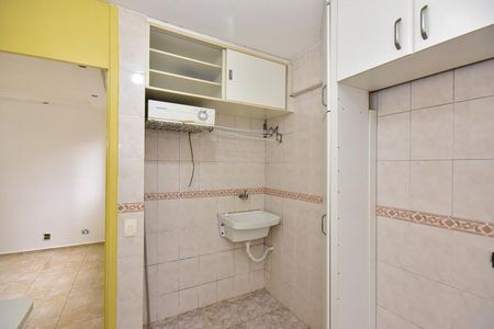Apartamento para alugar com 47m², 2 quartos e 1 vagaÁrea de Serviço