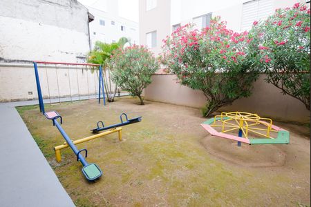 Apartamento para alugar com 80m², 2 quartos e 1 vagaÁrea comum - Playground