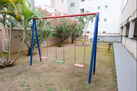 Apartamento para alugar com 80m², 2 quartos e 1 vagaÁrea comum - Playground
