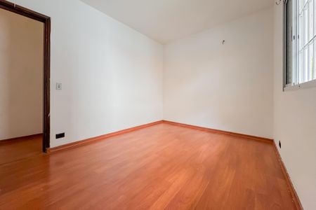 Casa à venda com 194m², 3 quartos e 2 vagas Casa à venda com 194m², 3 quartos e 2 vagasQuarto 1