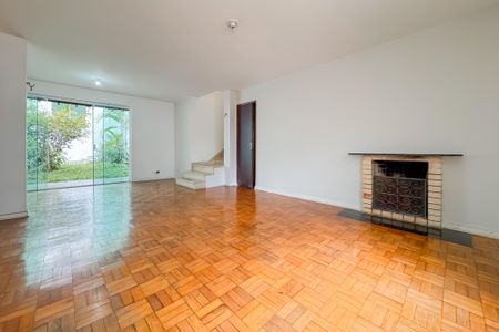 Sala de casa à venda com 3 quartos, 194m² em Paraíso, São Paulo