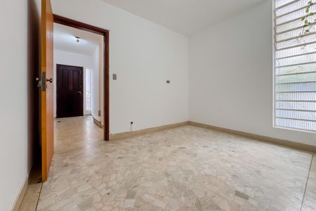 Casa à venda com 194m², 3 quartos e 2 vagas Casa à venda com 194m², 3 quartos e 2 vagasSala de Jantar