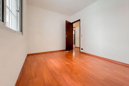Casa à venda com 194m², 3 quartos e 2 vagas Casa à venda com 194m², 3 quartos e 2 vagasQuarto 1