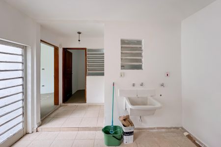 Casa à venda com 194m², 3 quartos e 2 vagas Casa à venda com 194m², 3 quartos e 2 vagasÁrea de Serviço