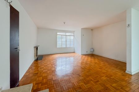 Casa à venda com 194m², 3 quartos e 2 vagas Casa à venda com 194m², 3 quartos e 2 vagasSala