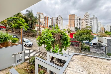 Casa à venda com 194m², 3 quartos e 2 vagas Casa à venda com 194m², 3 quartos e 2 vagasVista do Quarto 2
