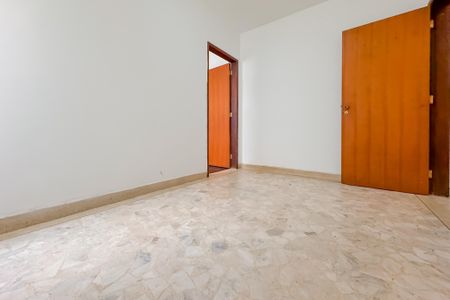 Casa à venda com 194m², 3 quartos e 2 vagas Casa à venda com 194m², 3 quartos e 2 vagasSala de Jantar